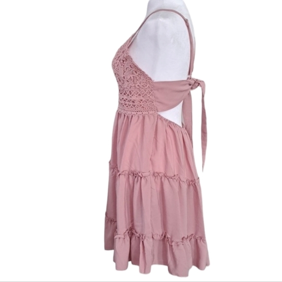 Women's Dress Floral Crochet Mini Cami Dress Size Large Color Dusty Rose NWOT - Picture 11 of 13